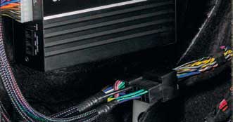 up_7bmw_trunk_cable.jpg